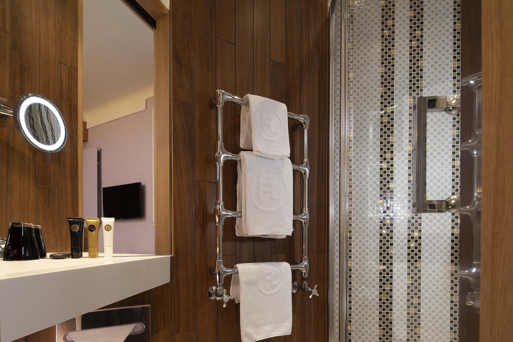 Maison Fl Hotel 4*
