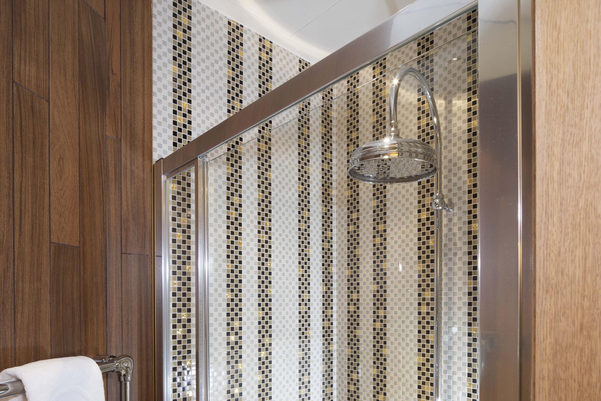 Maison Fl 4* Paris