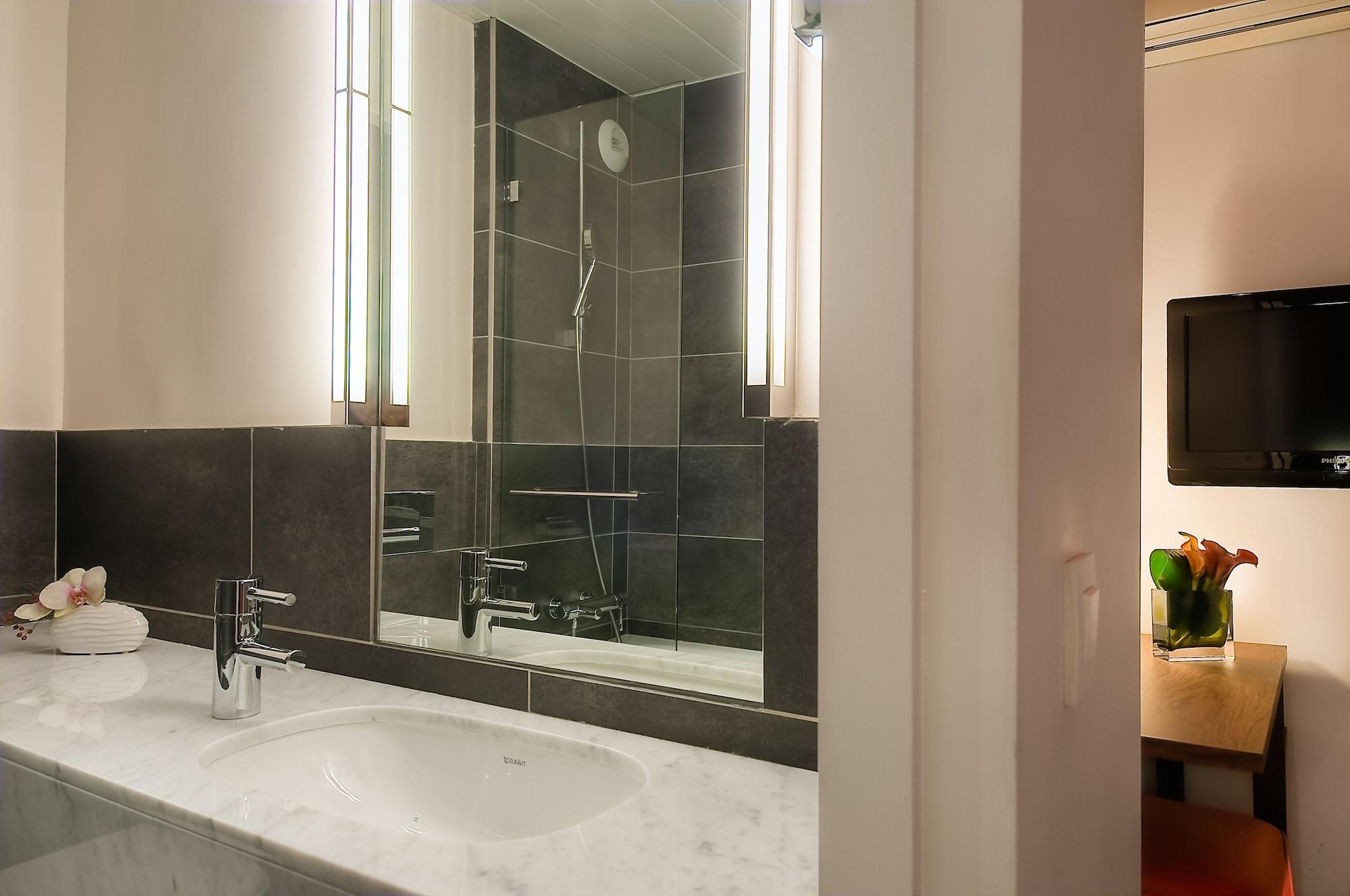 Hotel Marais Bastille 3*