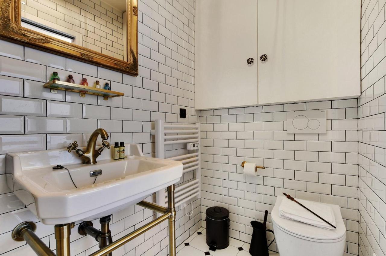 Appartement Cmg Harry Potter Themed Studio In Paris !