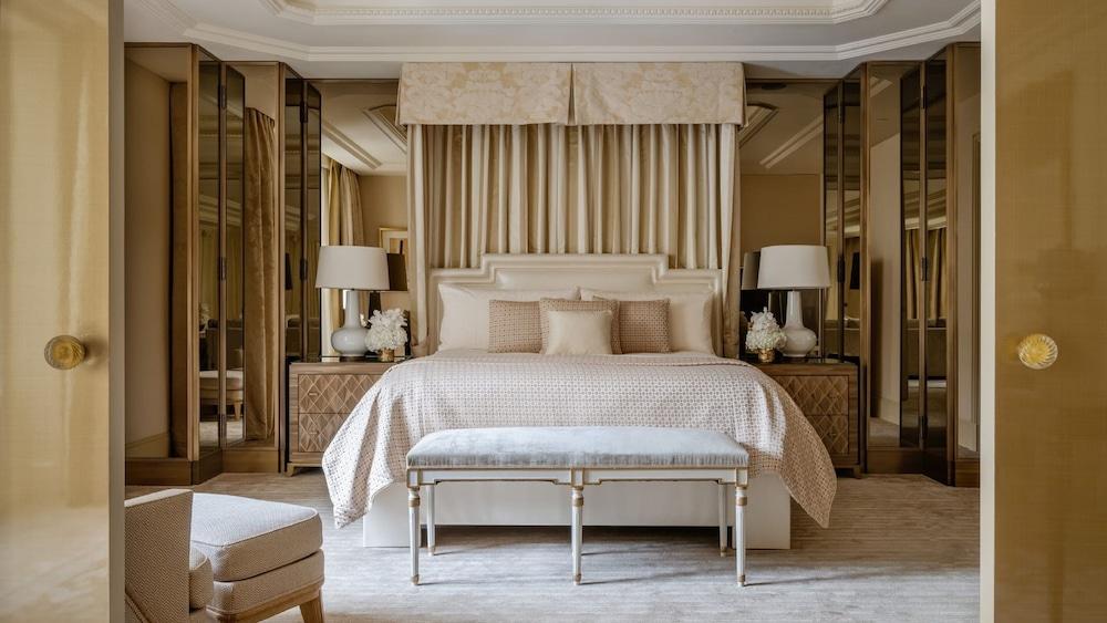 Hotel Four Seasons George V 5*