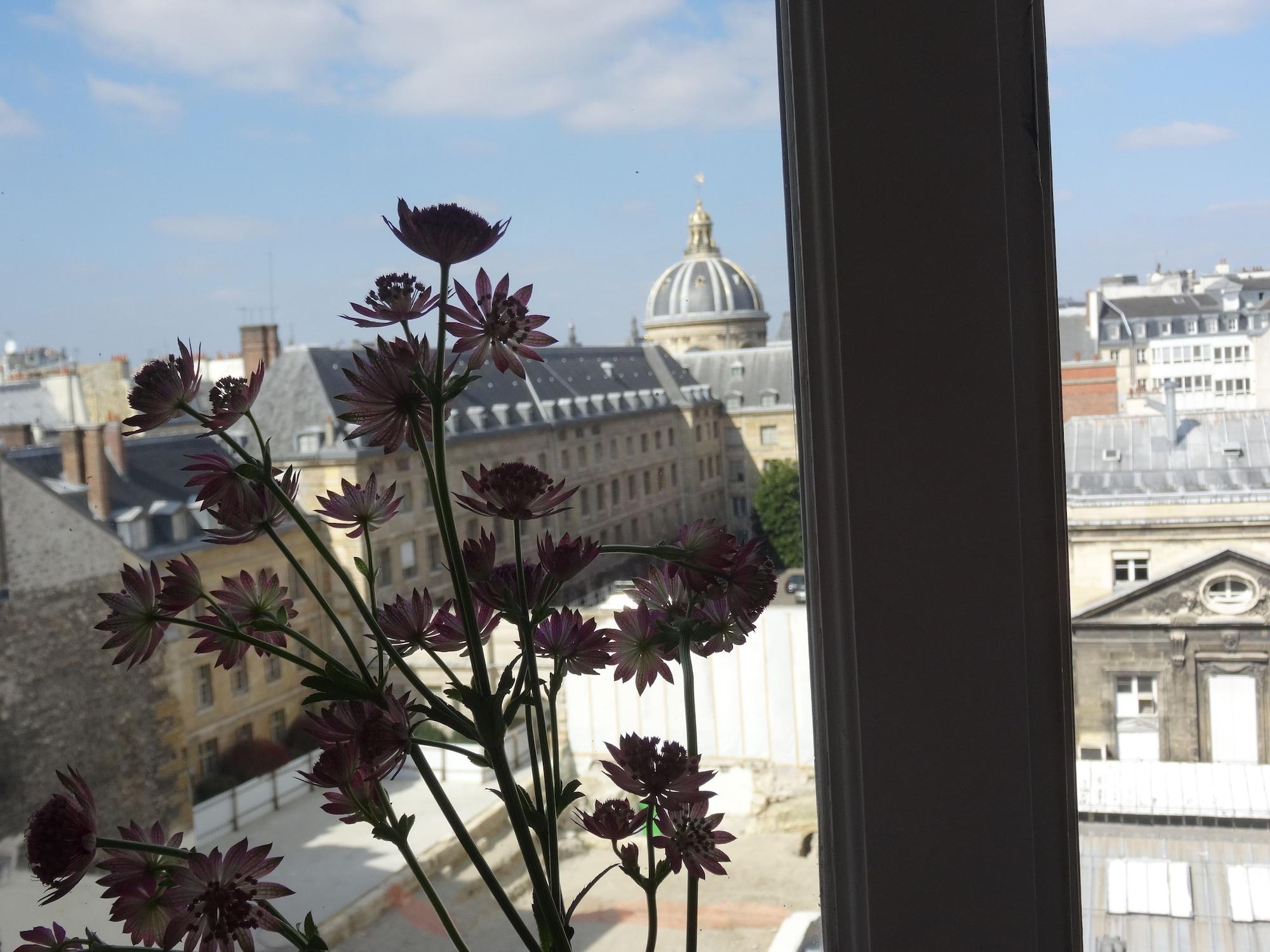 Hotel Du De Conti 3*