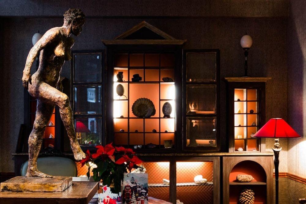 Du De Conti Hotel Paris