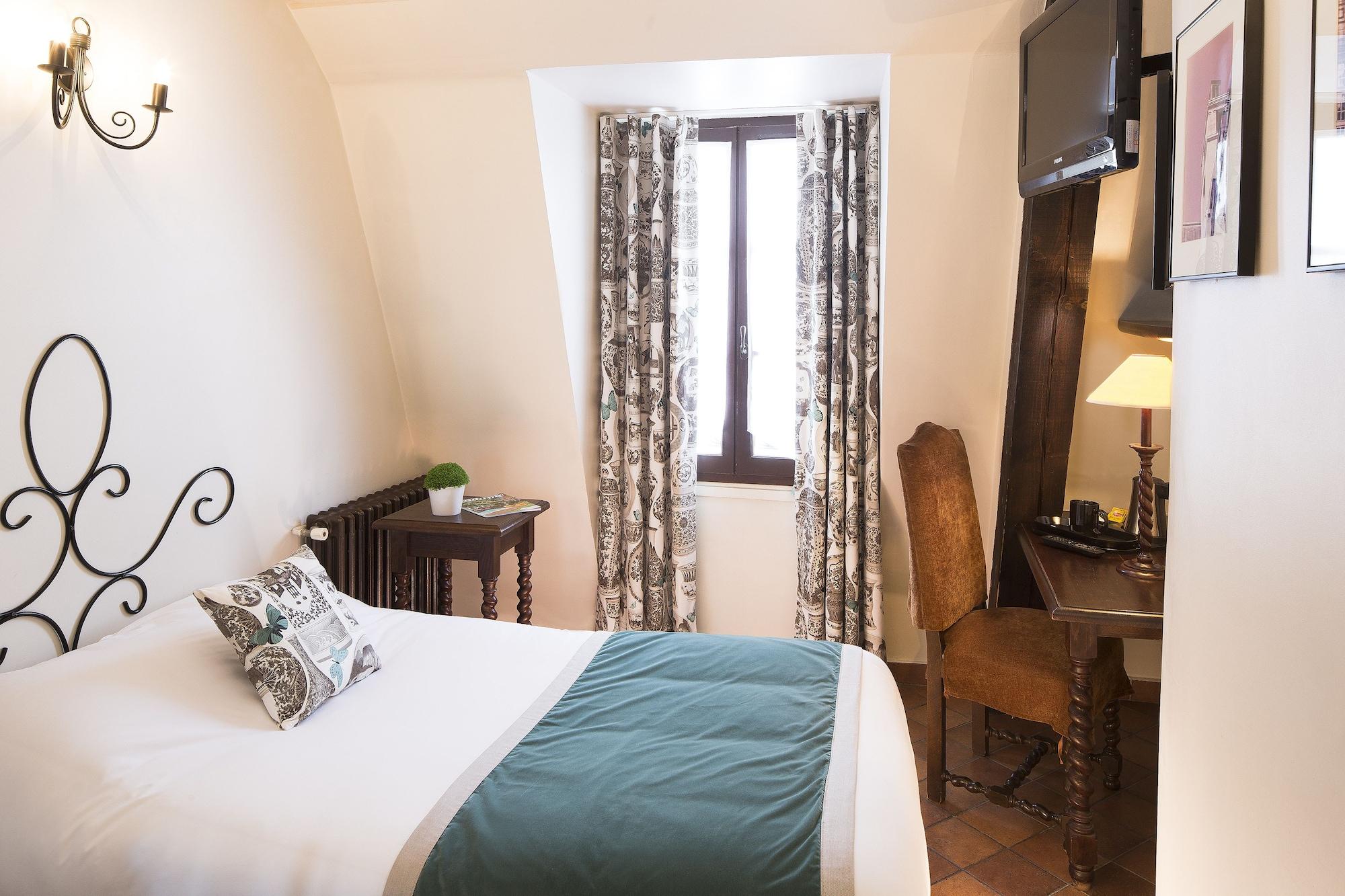 Castex Hotel 3*