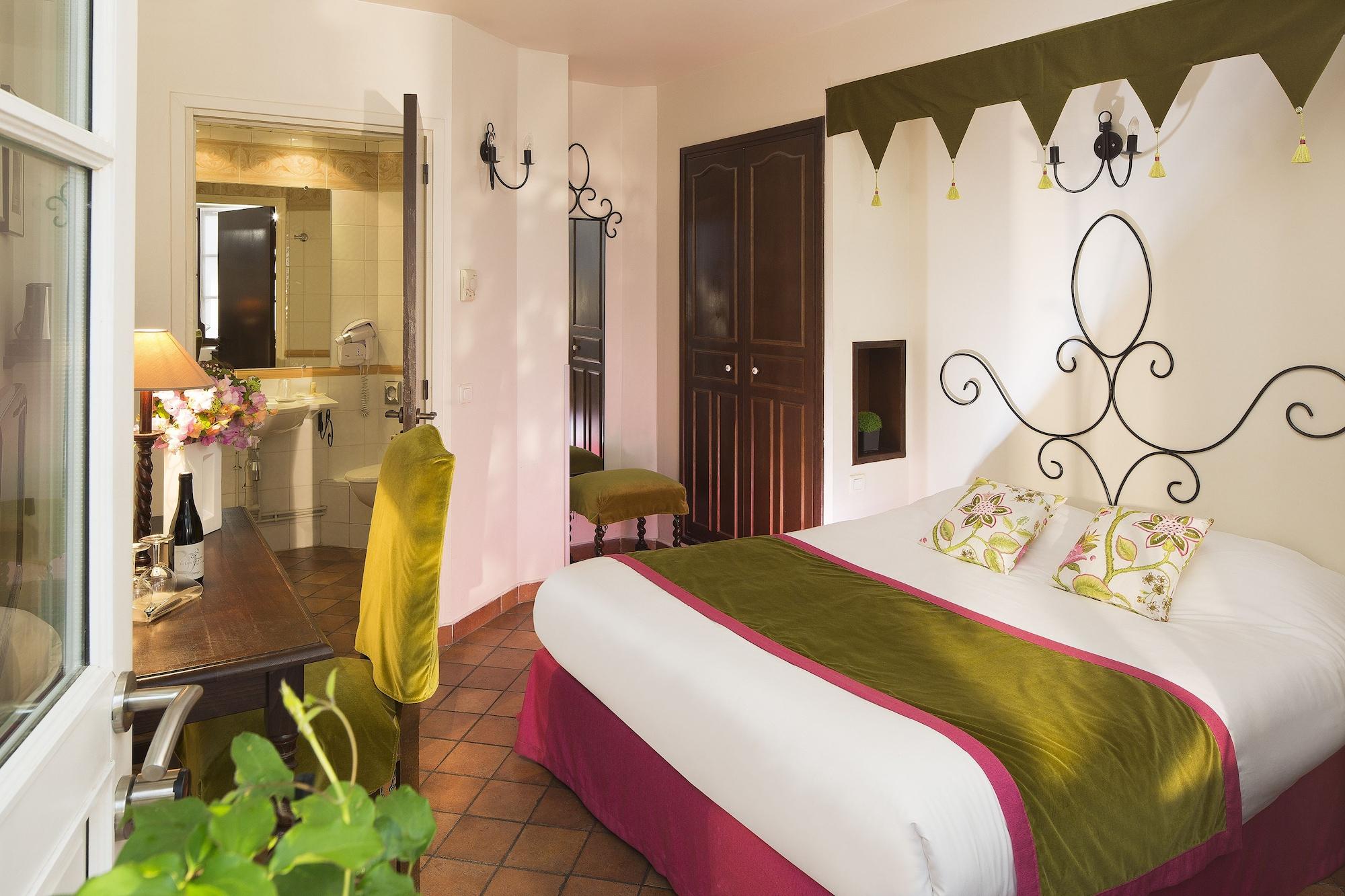 Castex Hotel