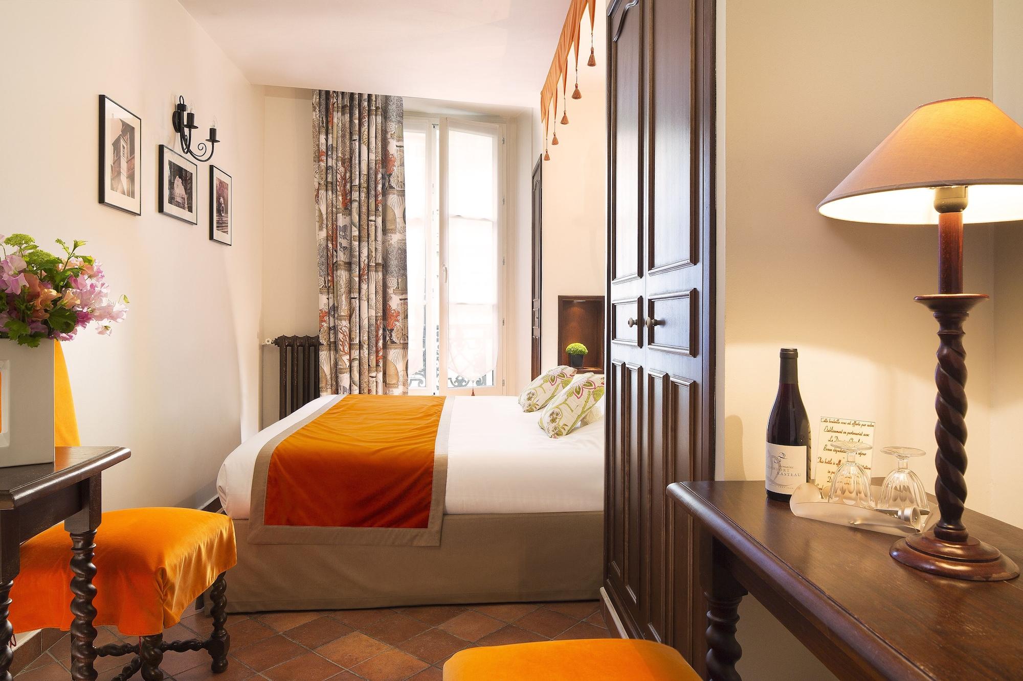 Castex Hotel 3*