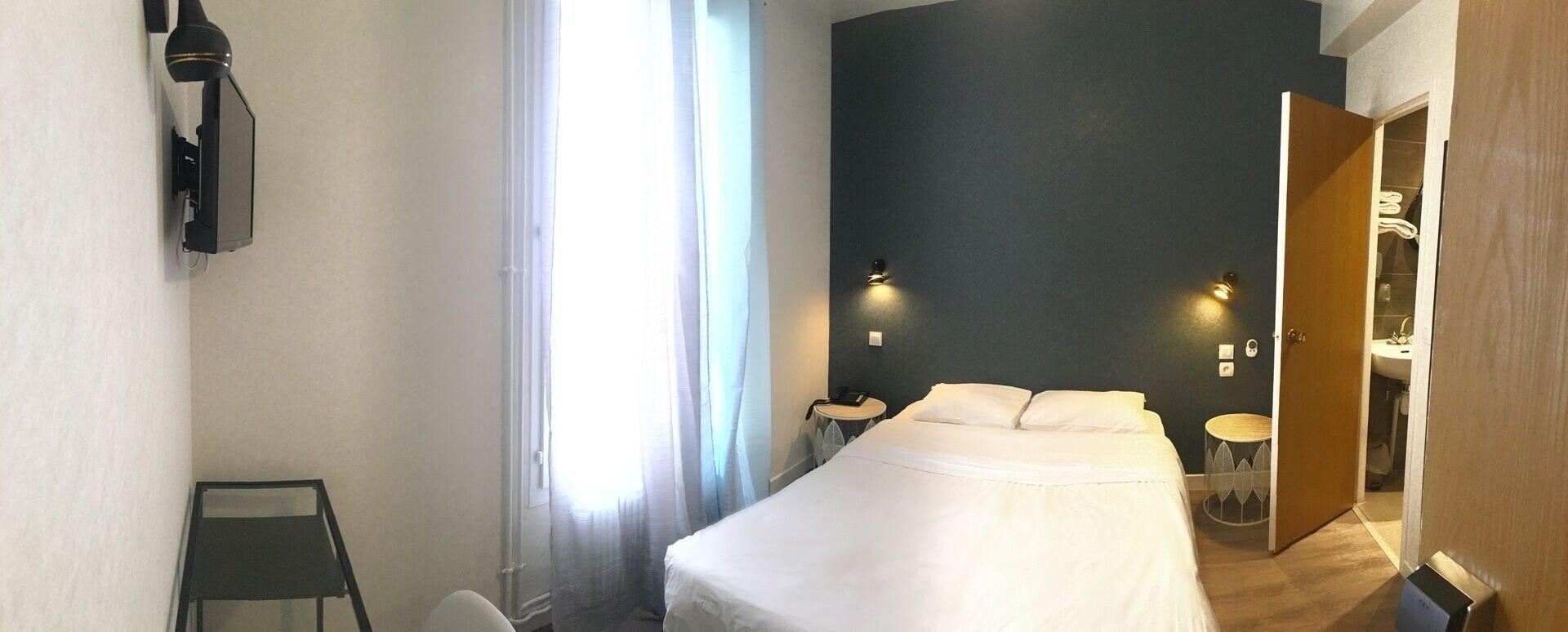 Du Maine Hotel 2*