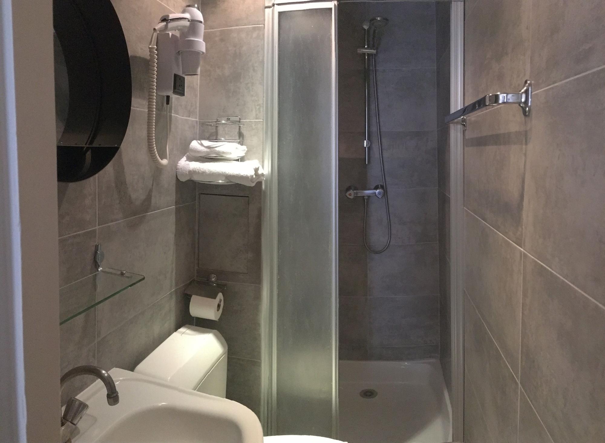 Du Maine Hotel Paris