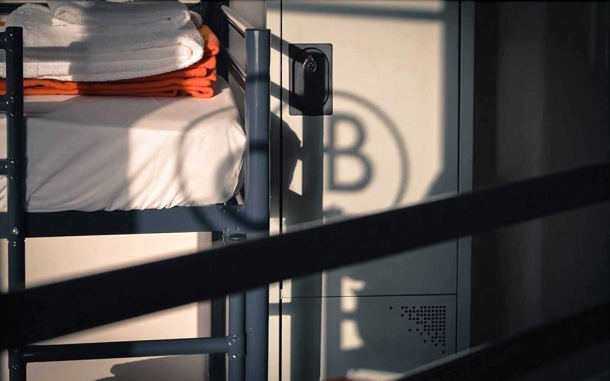 Beautiful Belleville Hotel & Hostel Hostel
