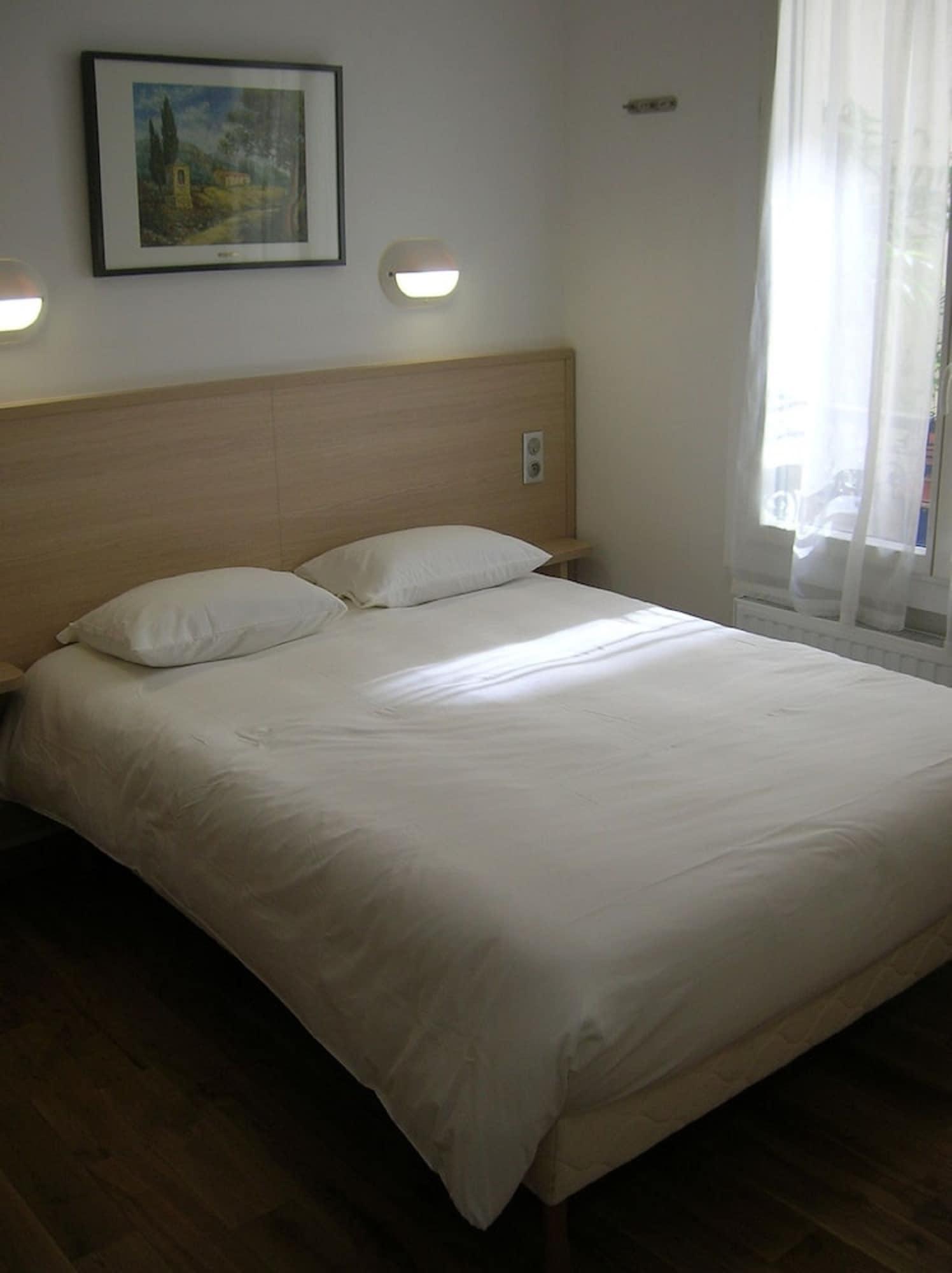 Hotel Darcet Paris