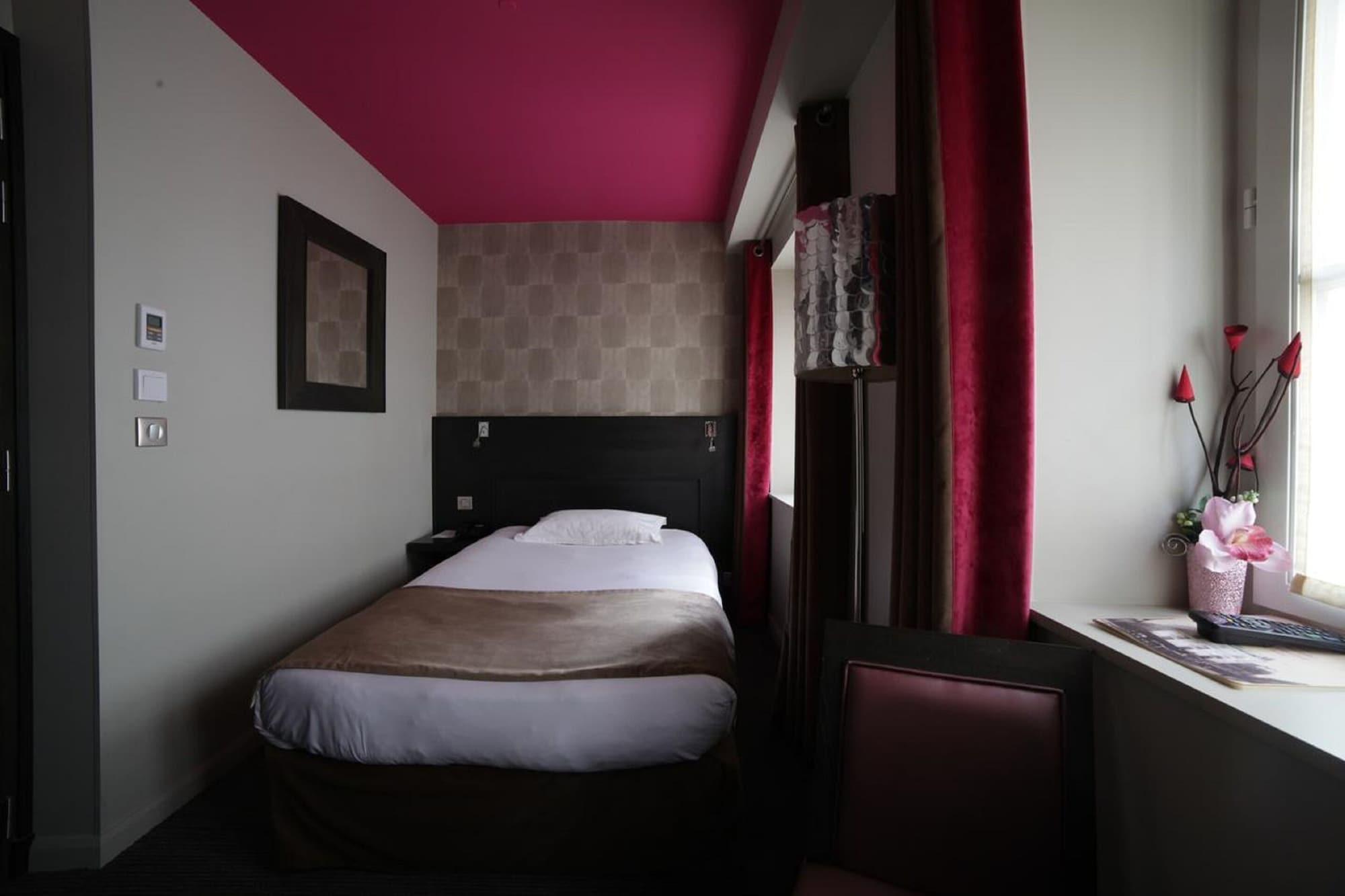 Aero Hotel Paris