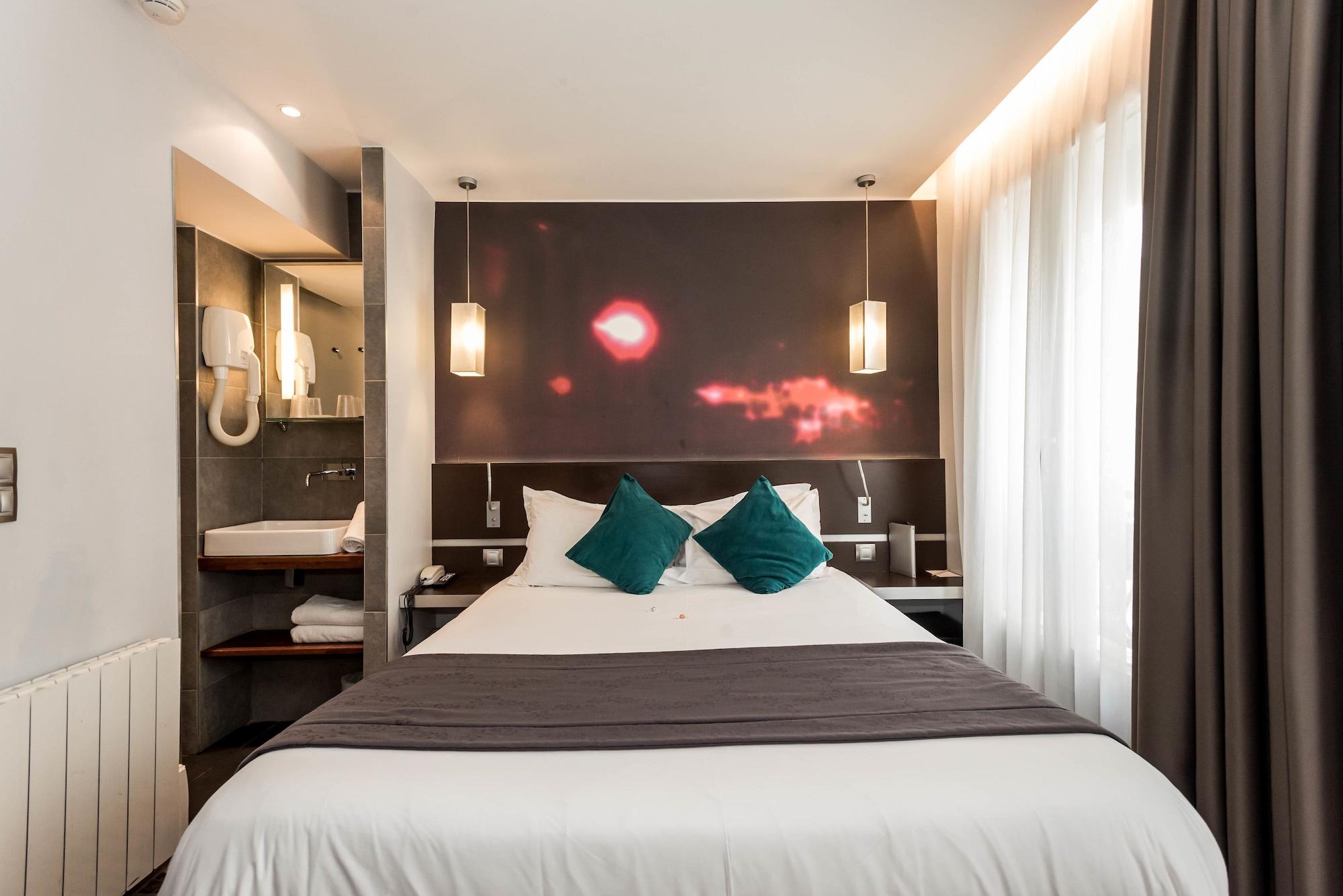 Hotel Lumières Montmartre 3*