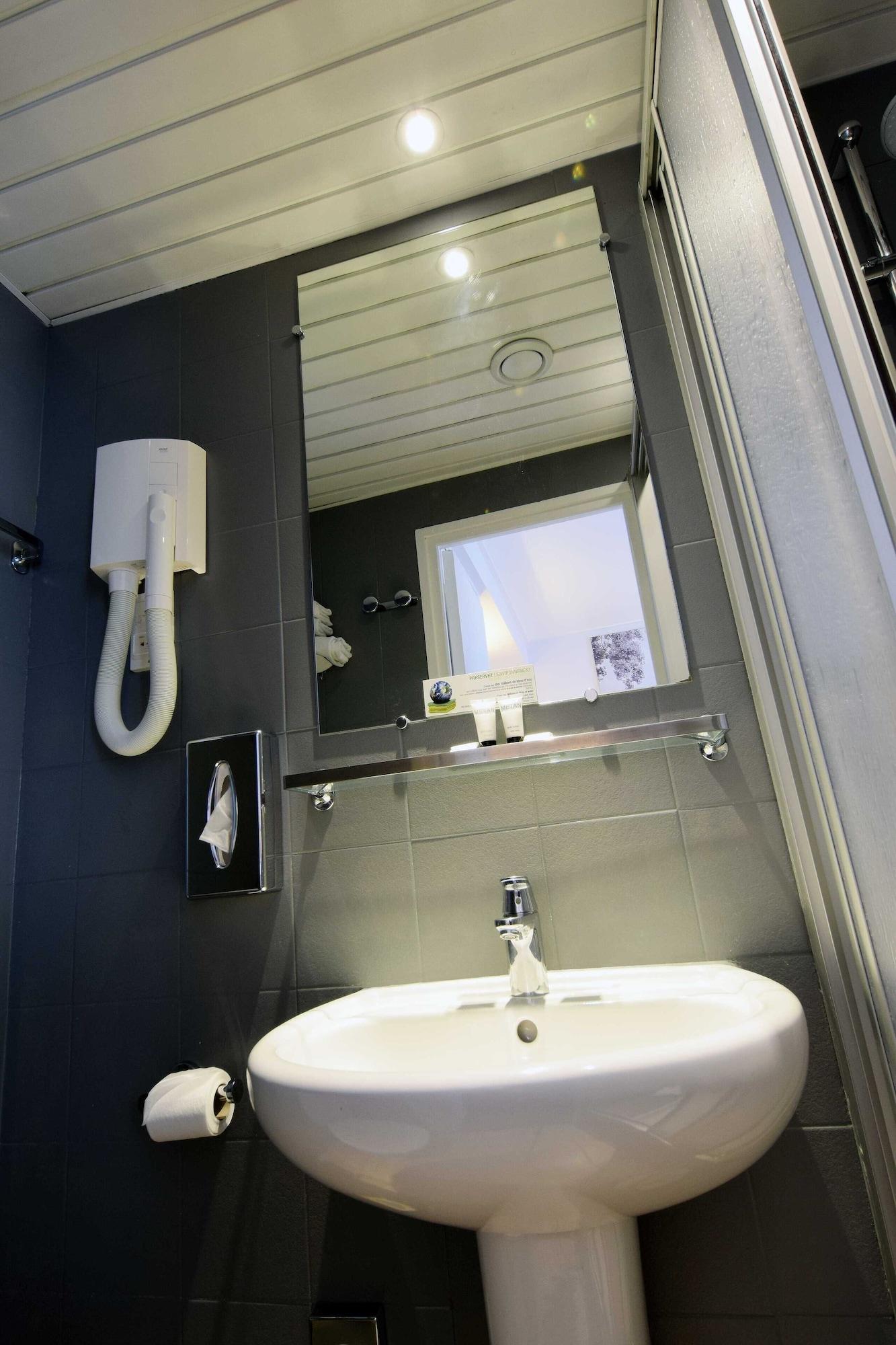 Saphir Grenelle Hotel