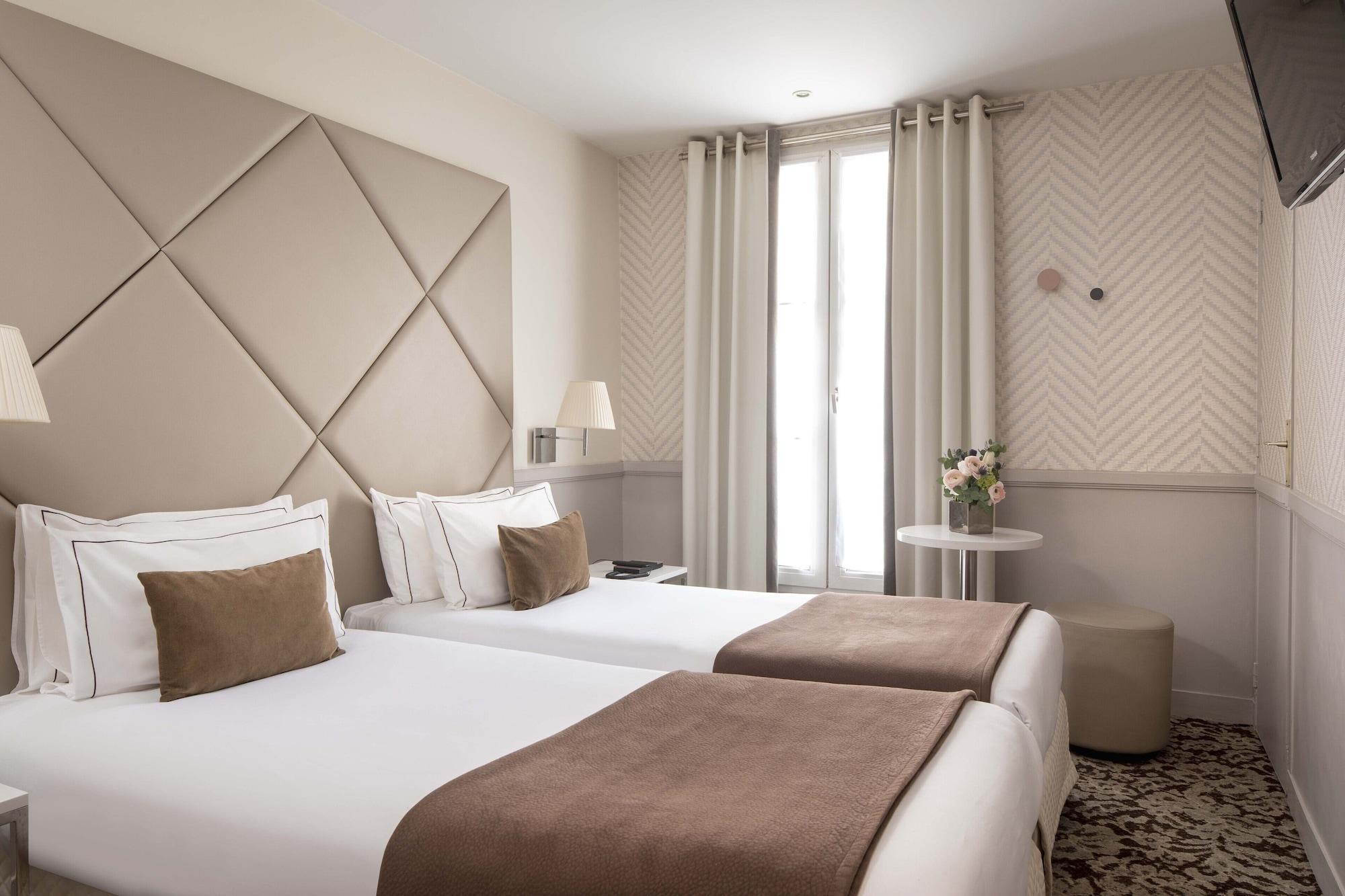 Longchamp Elysees 3*