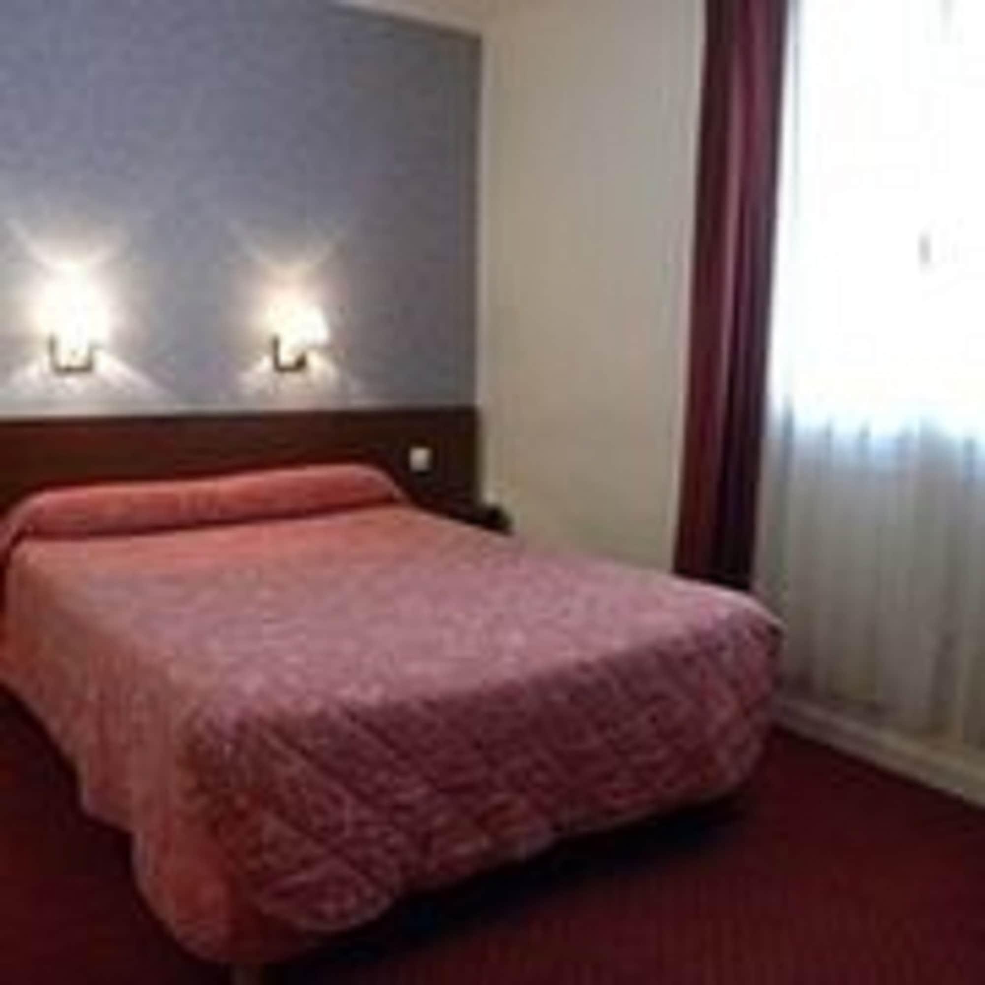 Hotel Camélia International