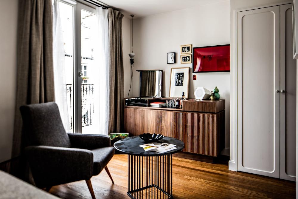 Le Pigalle, A Member Of Design