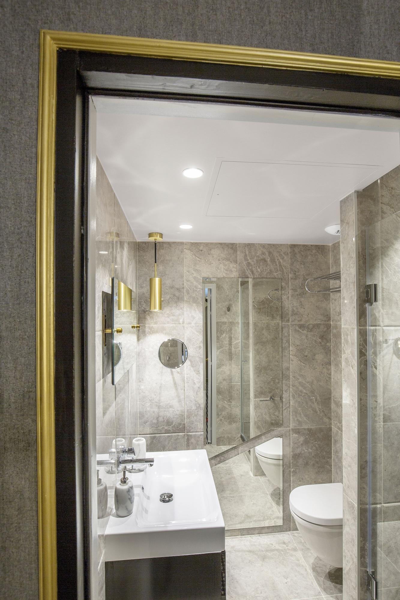 Hotel Snob Hotel