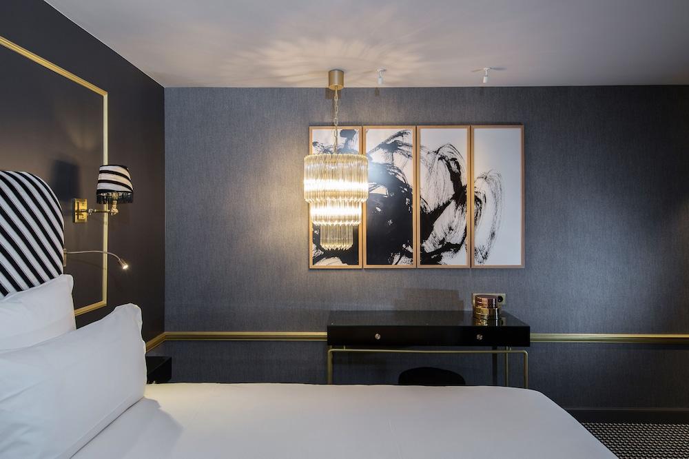 Snob Hotel Hotel