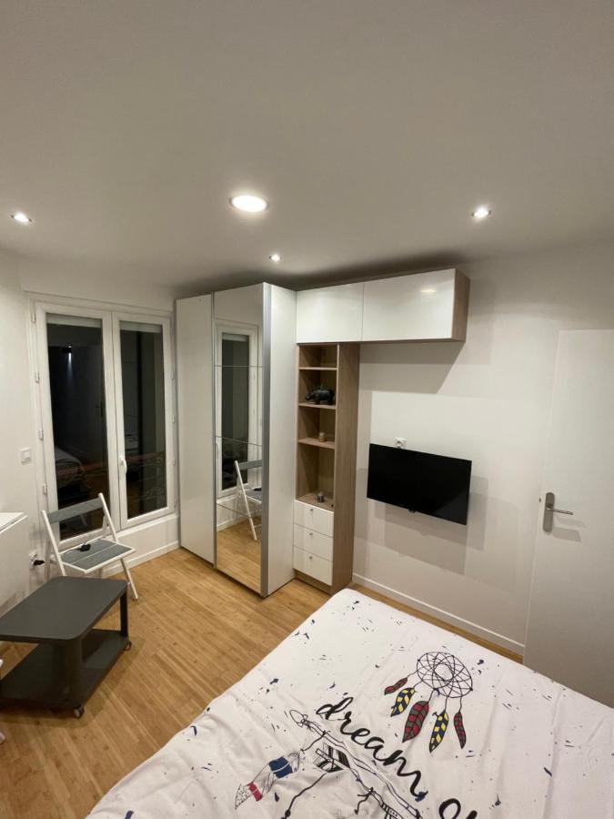 Apartment Latin
