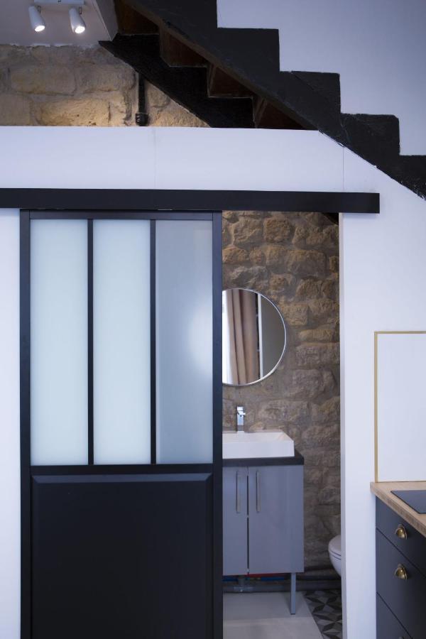 Apartment Flat Close Marais And Republique , Local Commercial *