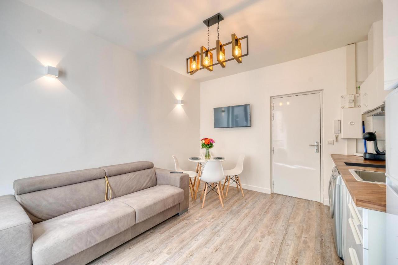 Hr Rambuteau - Chatelet * Paris