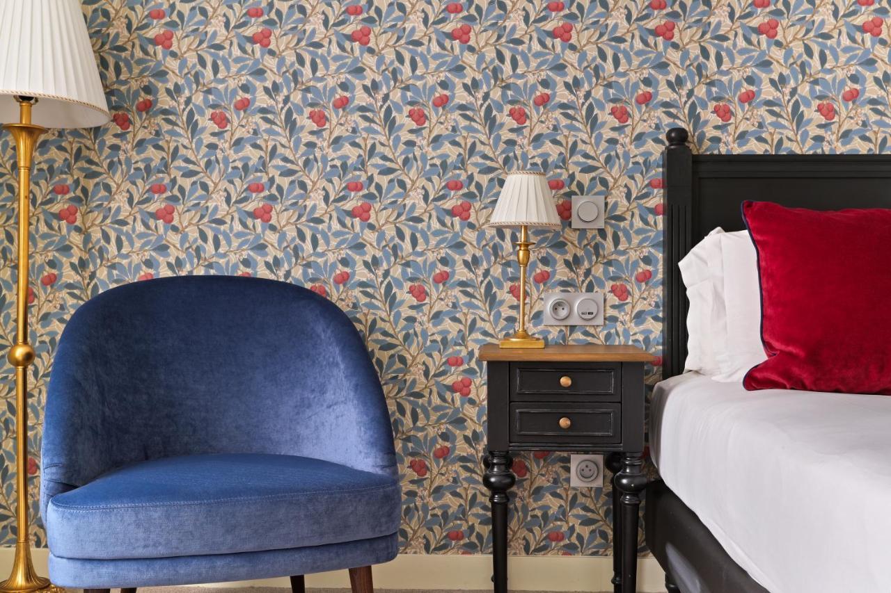 De Sevres 3*