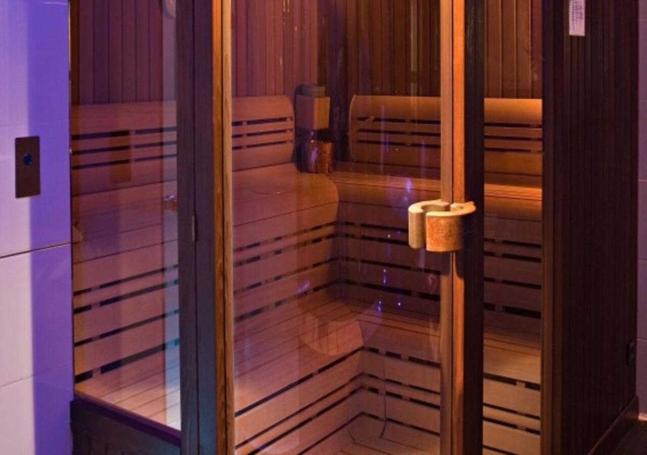 Vip Yacht & Hotel Paris