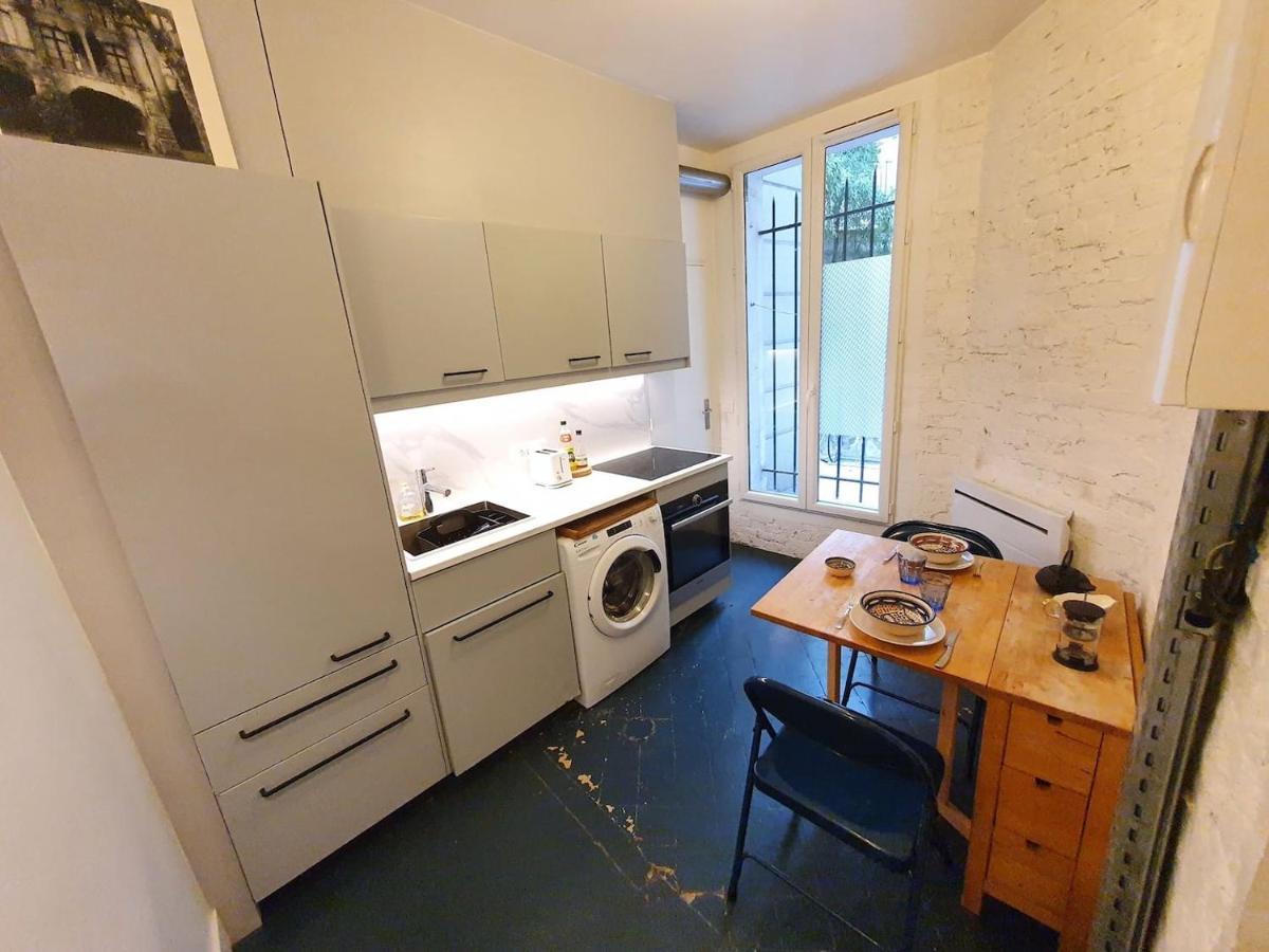 Apartment Sweet Montmartre Felix Ziem *