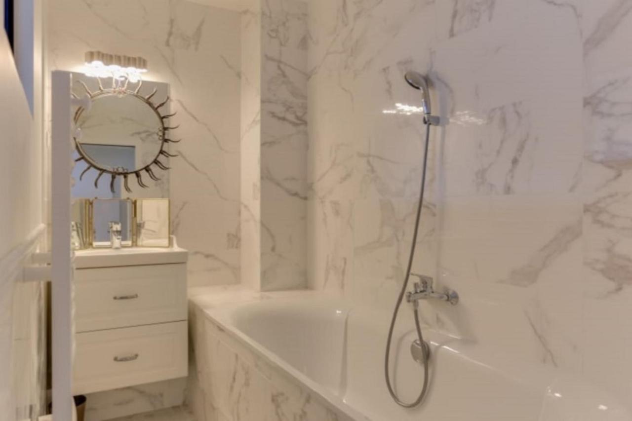Appartement Guestready - Stylish&spacious Flat - Champs-elysées *