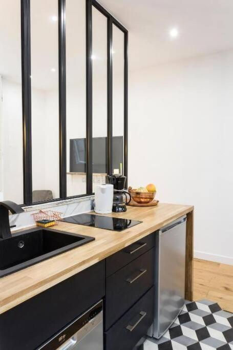 Apartment Architect S Designer Studio Walking Distance To The Eiffel Tower