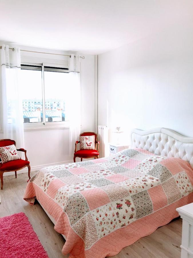 Eiffel Tower Penthouse * Paris