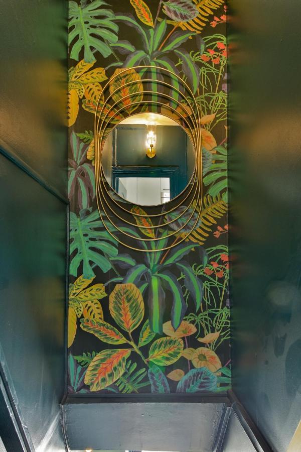 Apartment Independant Flat: Canal St Martin&trains Stations! Paris