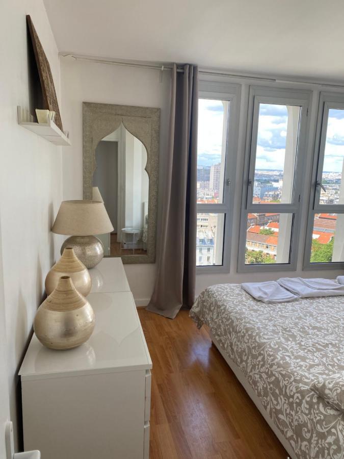 3 Bedrooms In Heart Of With A Unique View Of Free Wifi *