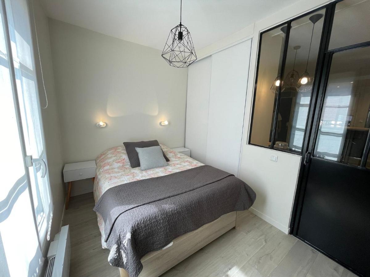2 Pieces, 35m² Proche Tour Eiffel *
