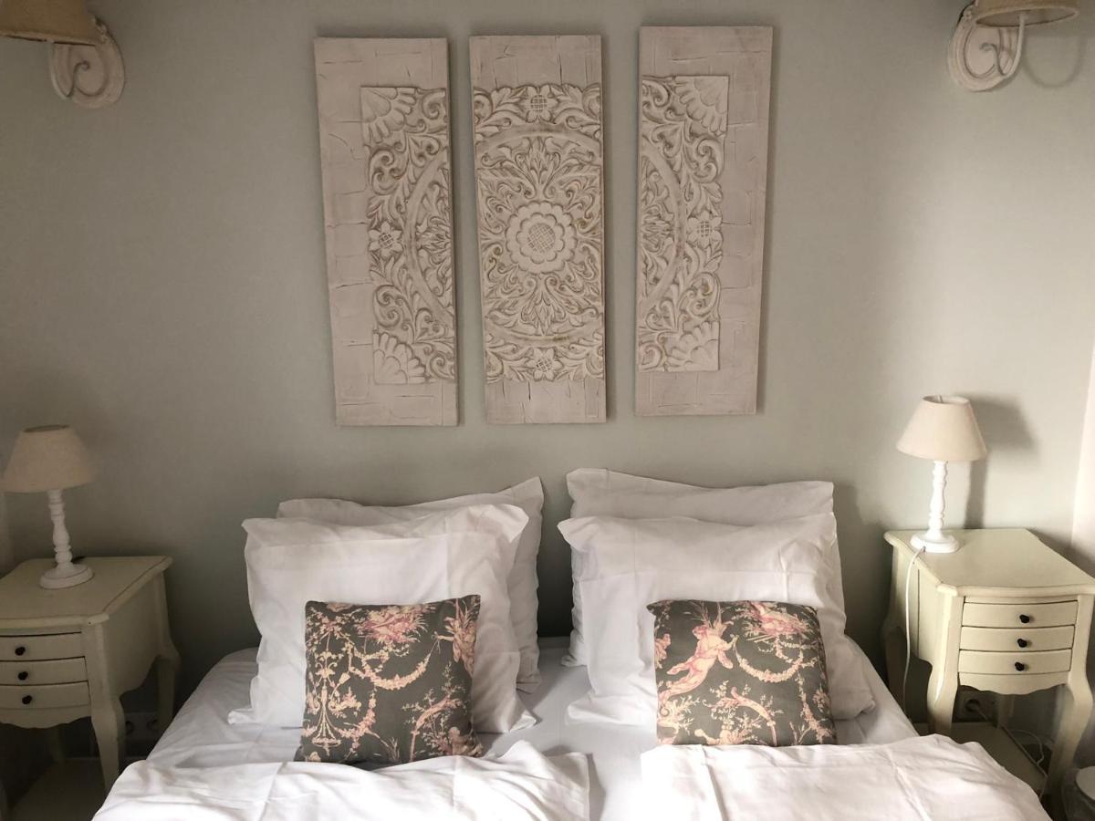 Petit Trianon-etoile Apartment