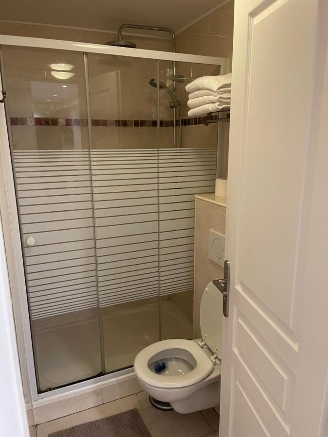 Apartment Petit Trianon-etoile *