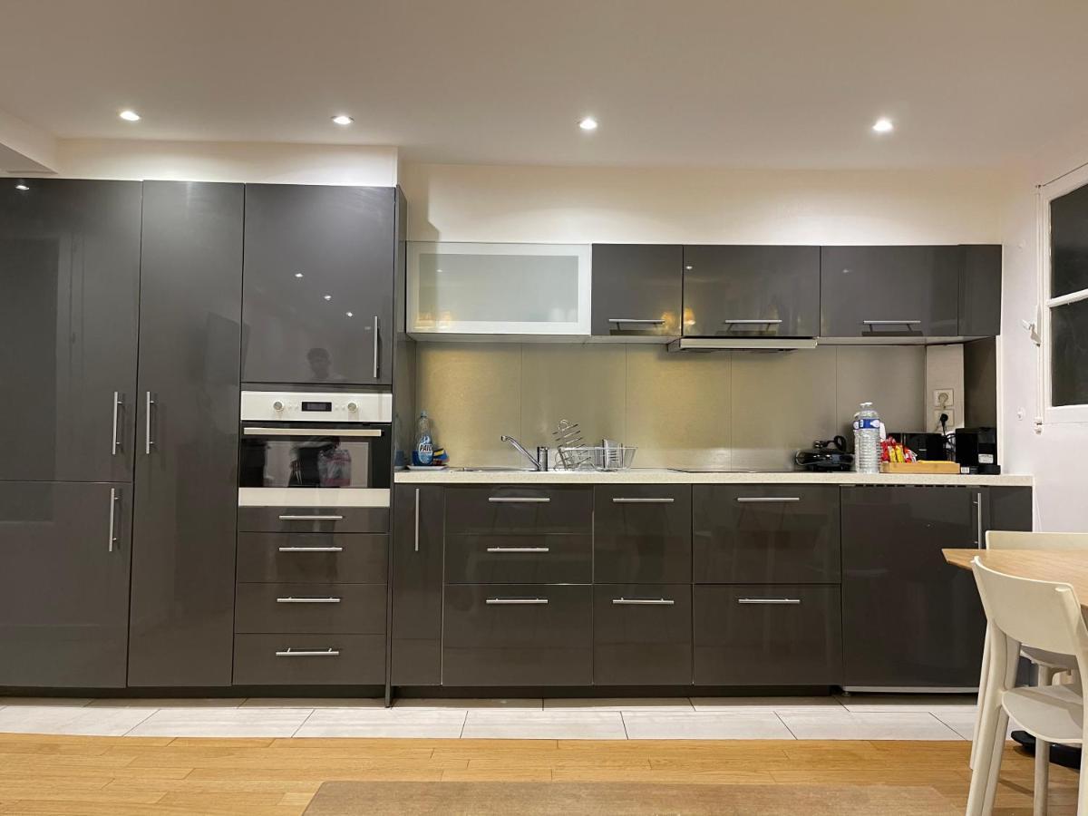 Apartment Petit Trianon-etoile Paris