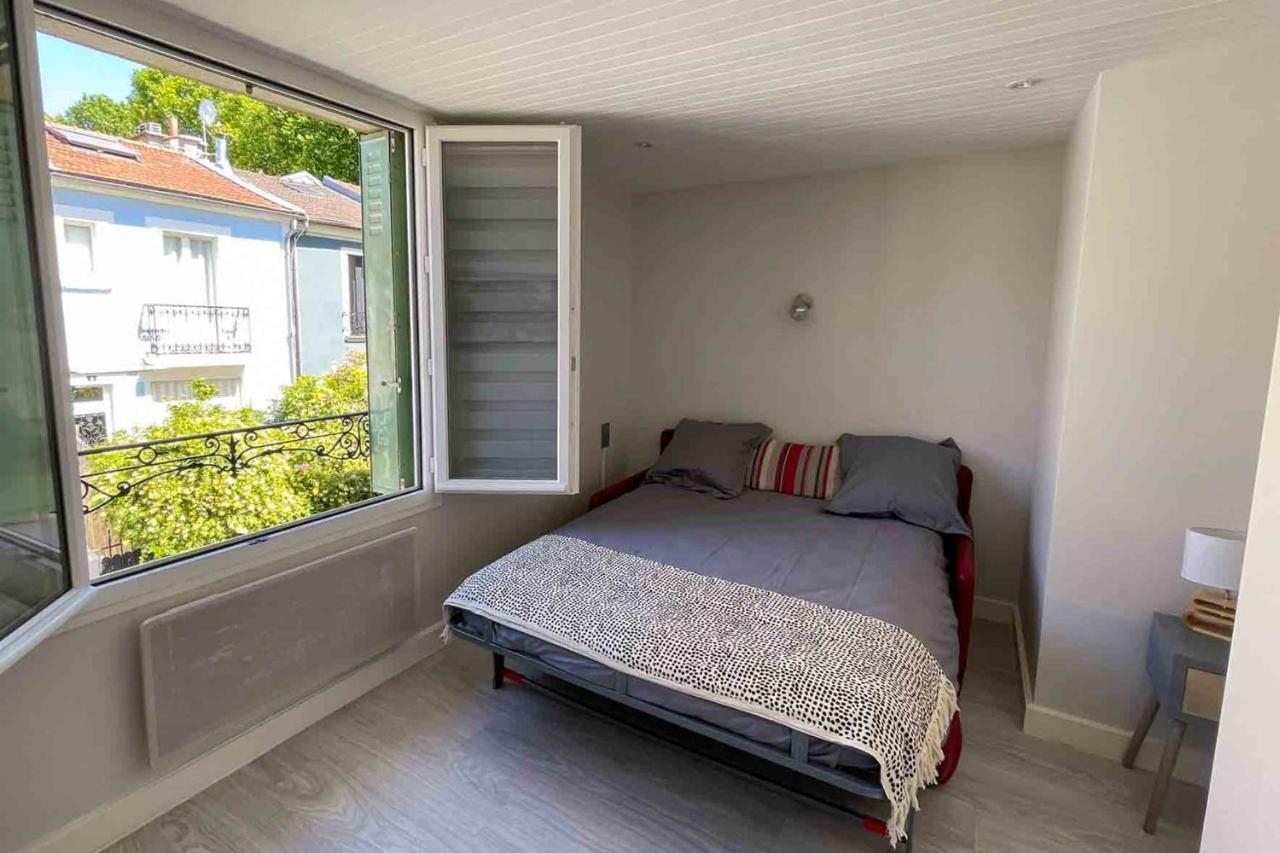 Charming Townhouse With Garden In The Of Hébergement de vacances *