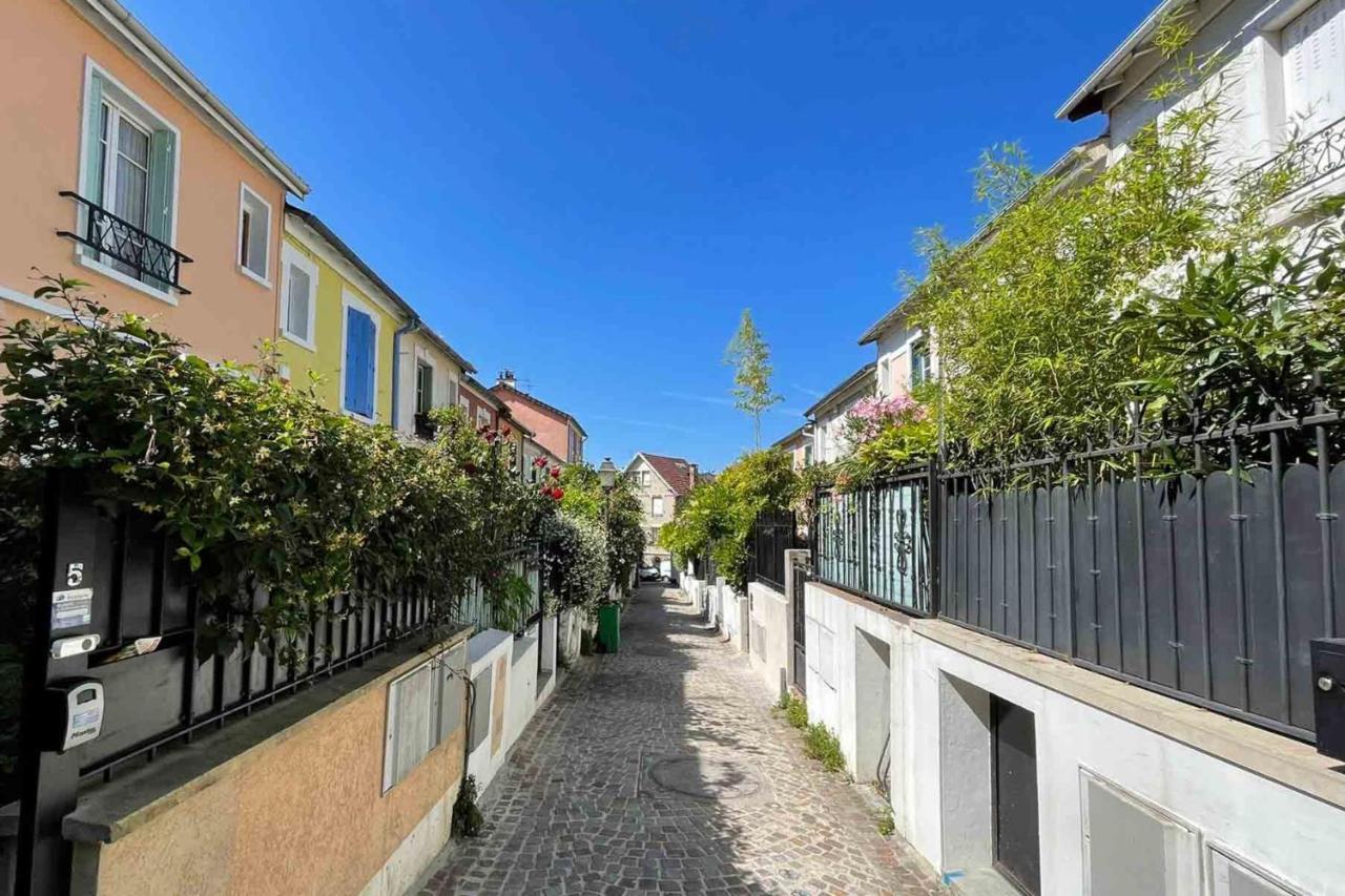 Hébergement de vacances Charming Townhouse With Garden In The Of *
