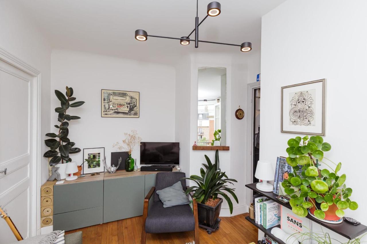 Comfy 31 M For 2 Well Decorated With Balcony * Paris
