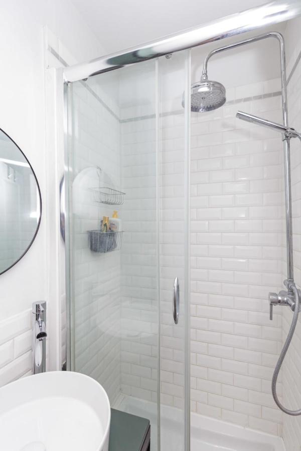 Comfy 31 M For 2 Well Decorated With Balcony Apartment *
