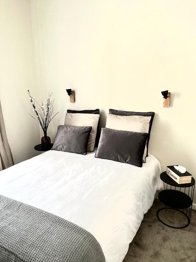 Apartment Marais Braque Paris