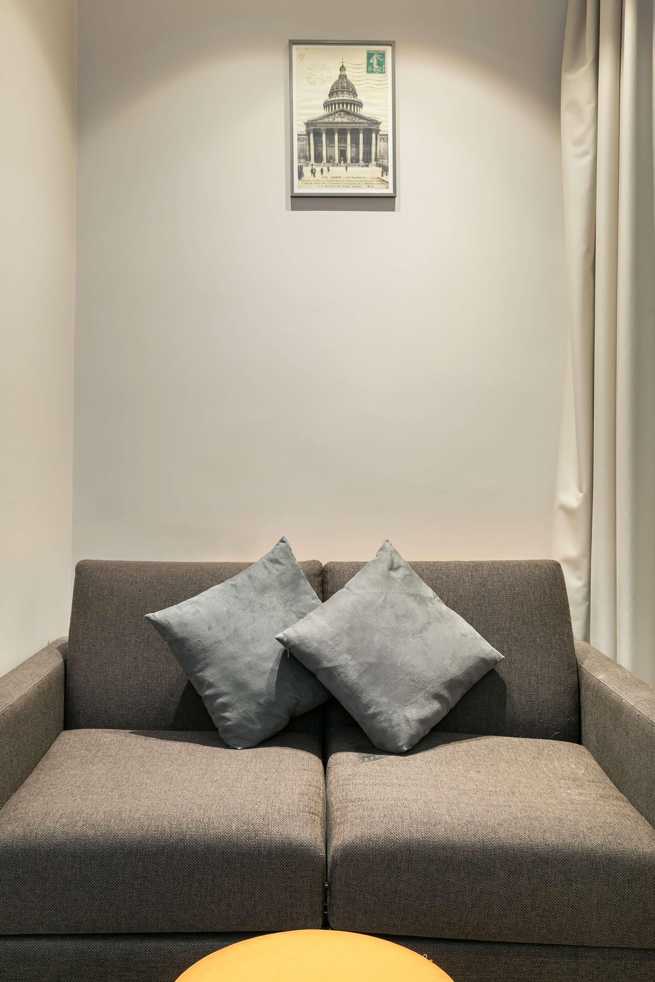 Hotel Magenta 38 By Happyculture
