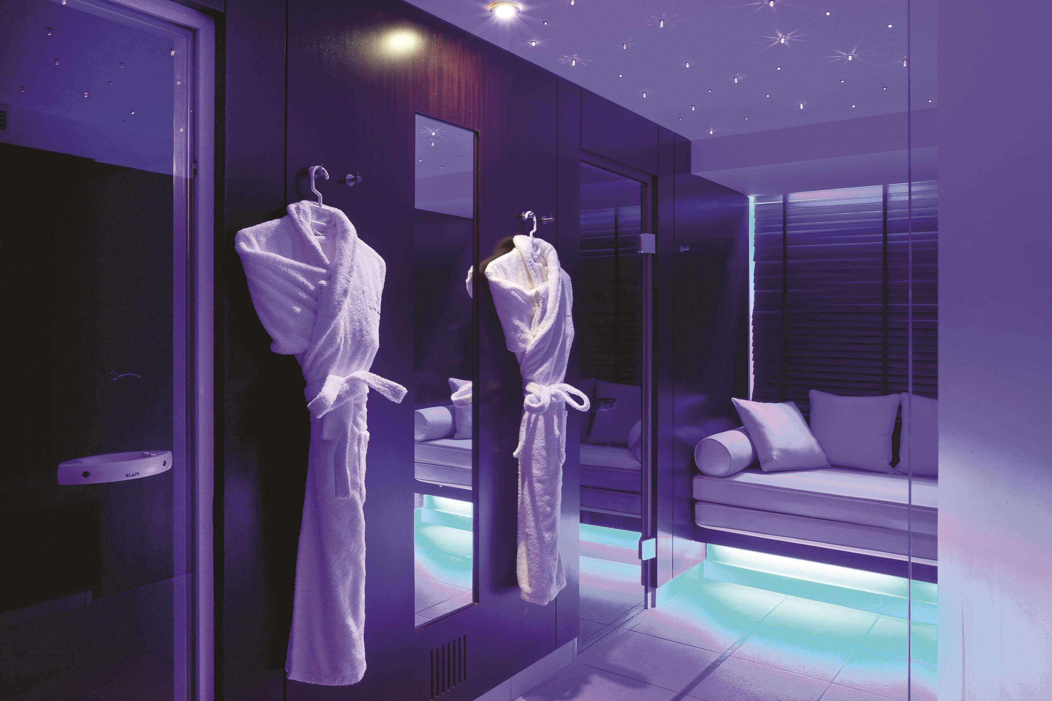 Etoile Maillot 4* Paris