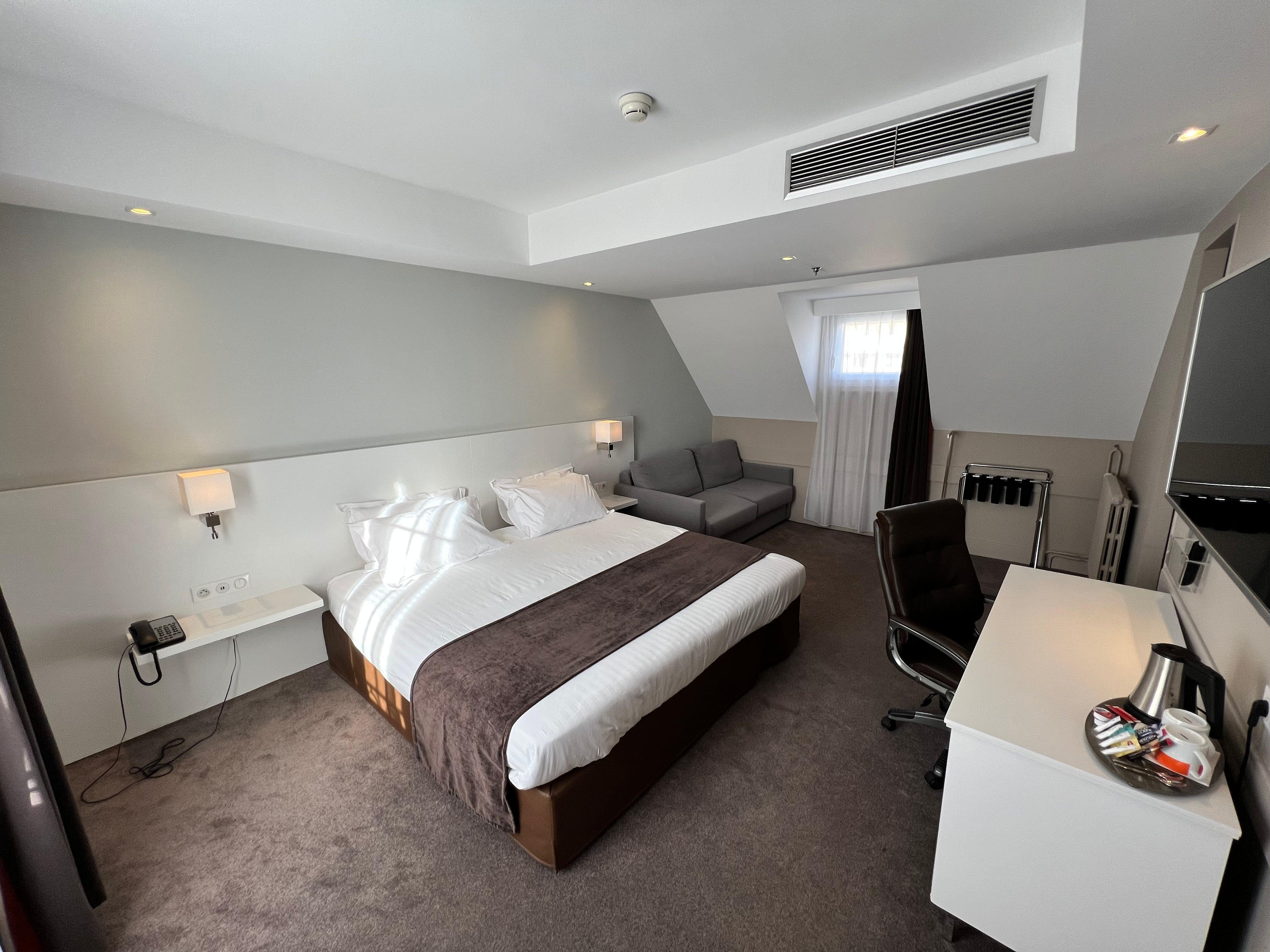 Hotel Paris-auteuil By Ihg Paris
