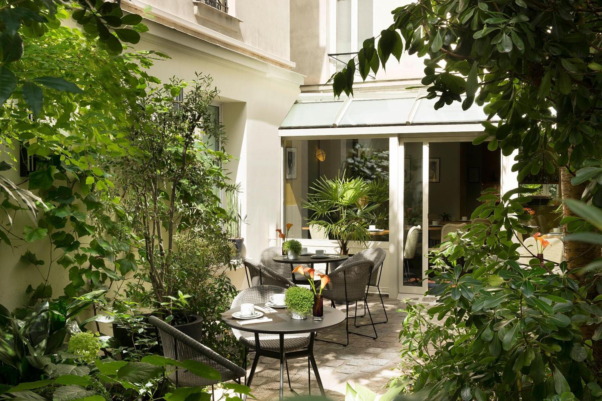 A La Des Artistes 3* Paris