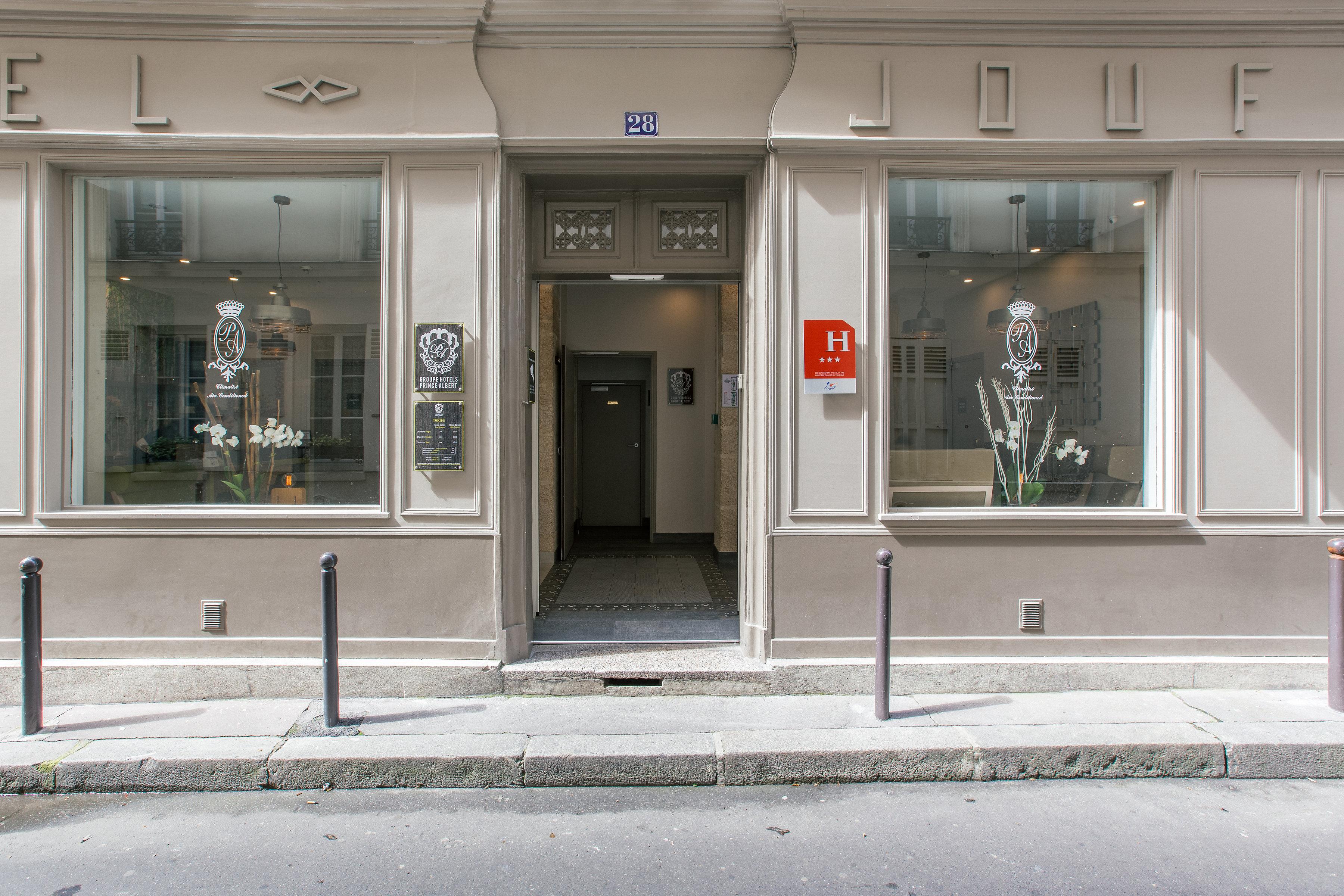 Wagram Hotel Paris
