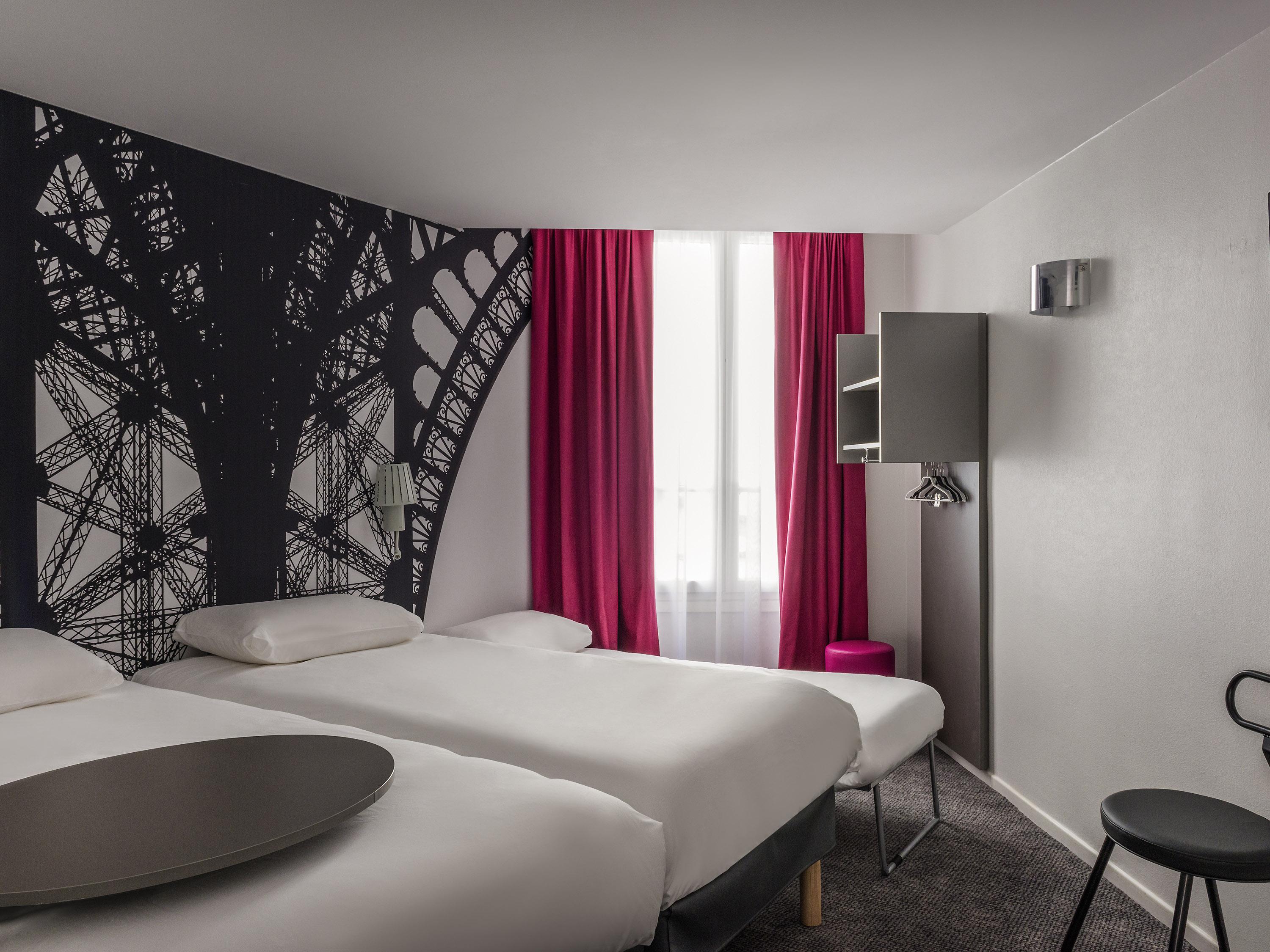 Hotel Ibis Styles Eiffel Cambronne 3*