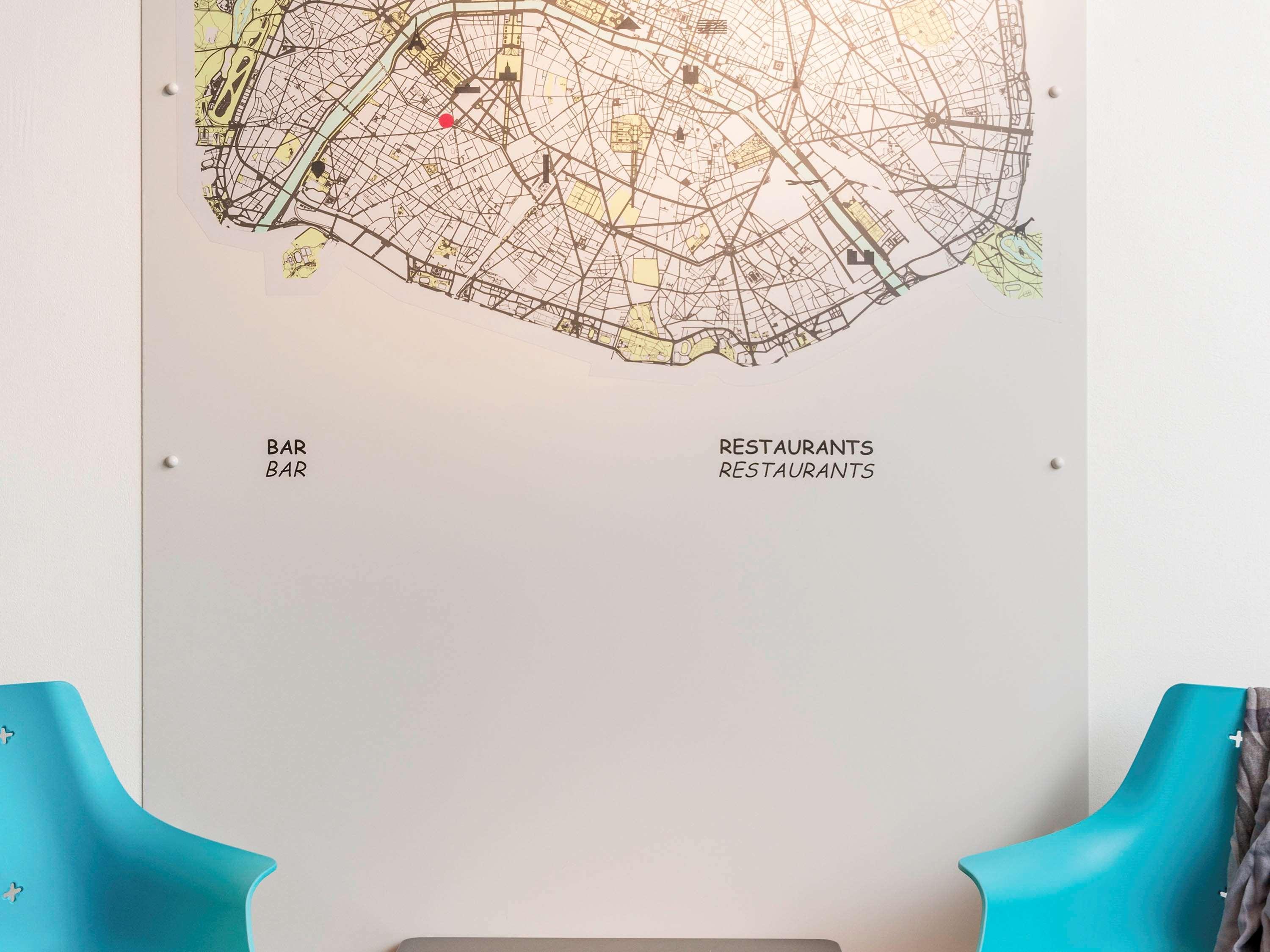 Hotel Ibis Styles Eiffel Cambronne 3*