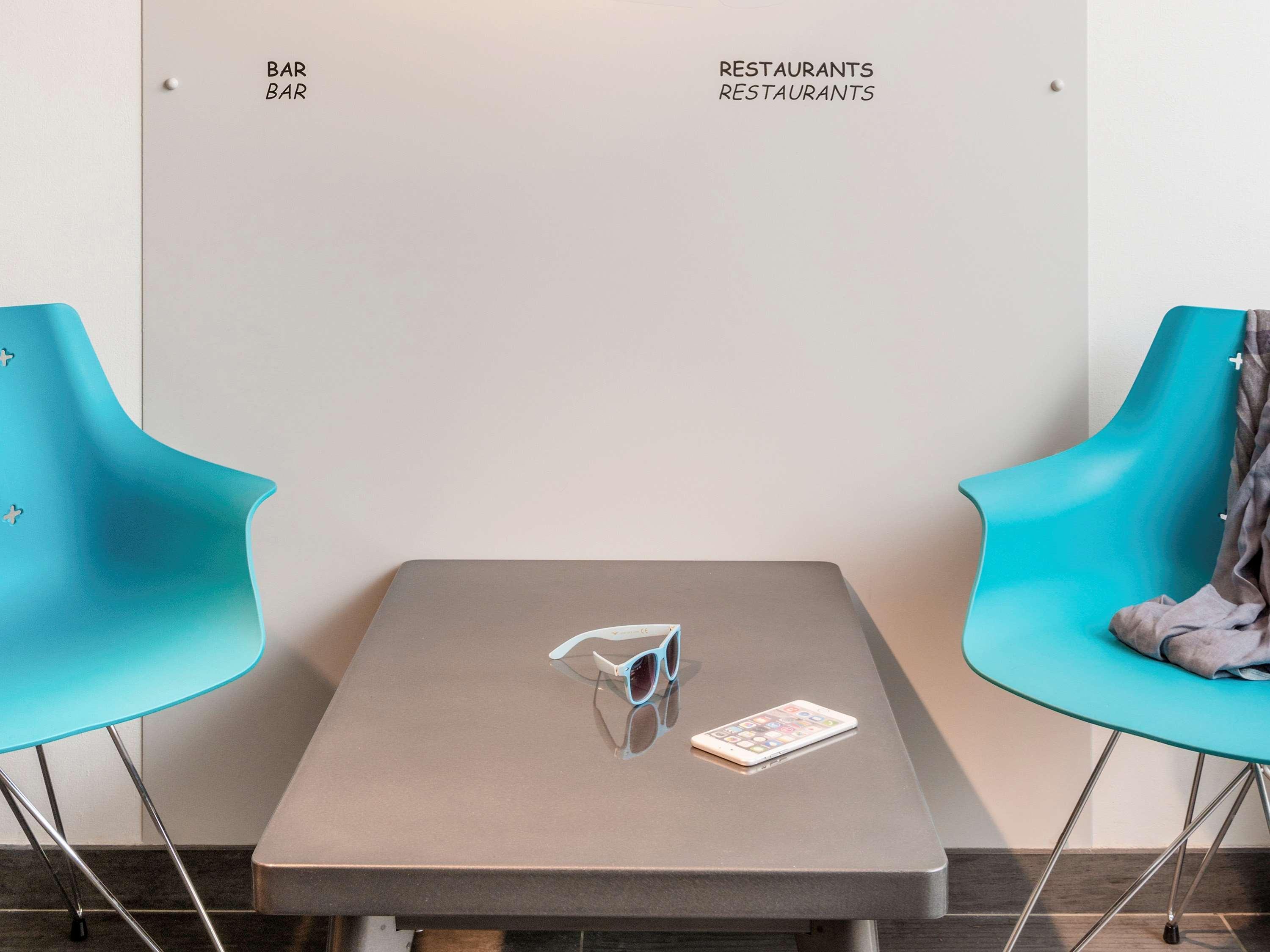 Ibis Styles Eiffel Cambronne Hotel 3*
